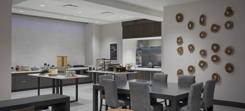 科宁市中心希尔顿花园酒店(Hilton Garden Inn Corning Downtown)图片