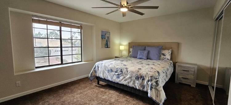 Best Off-Strip Luxury Las Vegas House, 5 Bdrm, Giant Pool, 1/4 Acre, 65-85" TVs图片