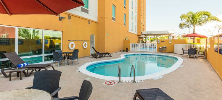 奎雷塔罗希尔顿欢朋酒店(Hampton Inn by Hilton Queretaro Tecnologico)图片