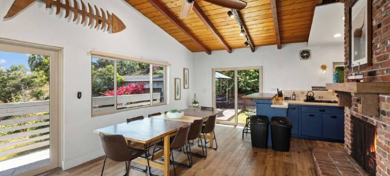 "The Medallion" Modern City Estate 7bed/5bath AC图片