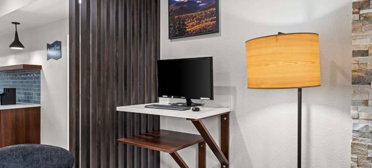 High Point Inn & Suites图片