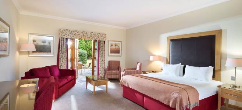 因弗内斯·洛卡迪尔庄园(Inverness Lochardil House)图片