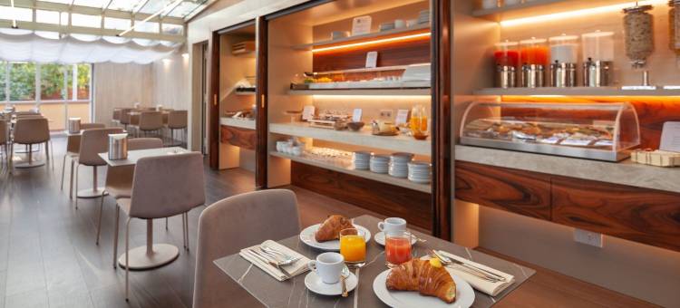 拉瑞亚及戴尔阿尔巴酒店(Hotel Ilaria)图片