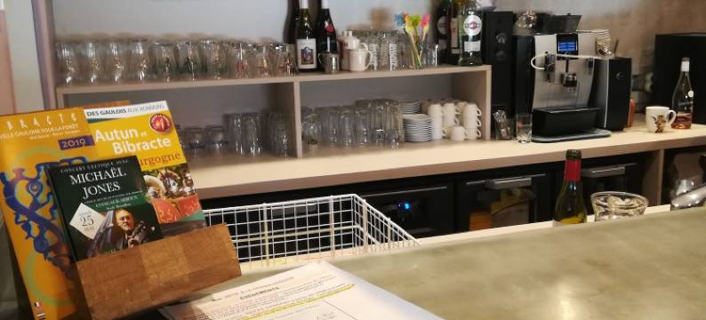 洛吉斯德拉波斯特酒店 - 塞西尔之家(Logis Hôtel de la Poste - Chez Cécile)图片