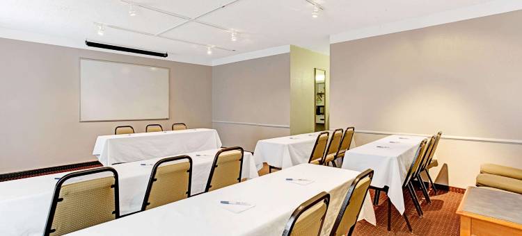 温德姆旗下戴斯酒店-图森市中心(Days Inn by Wyndham Tucson City Center)图片