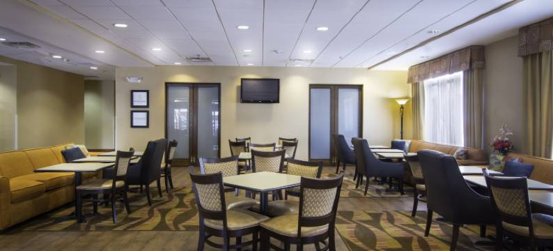 希尔顿欢朋酒店-金斯兰(Hampton Inn Kingsland)图片