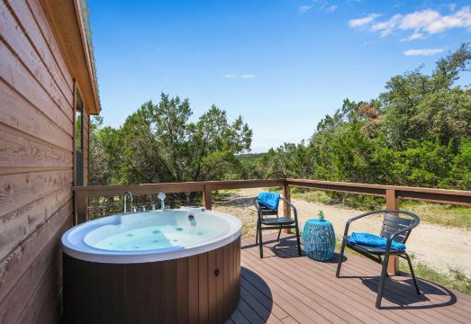 Luxury Cabin with Stunning Hill Country Views - Exquisite Retreat Hotel Overview