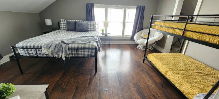 Fire Pit, Office, and Fully Stocked Kitchen - Spacious Family Haven图片