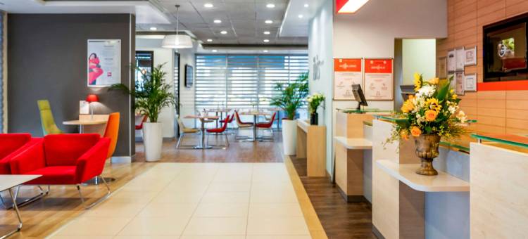 宜必思伊兹密尔阿尔山萨克酒店(Ibis Izmir Alsancak)图片