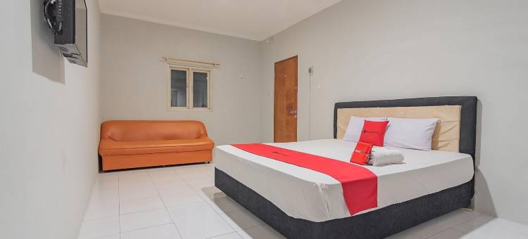 RedDoorz Plus @ Bukit Cinta街道(RedDoorz Plus at Bukit Cinta Street Balikpapan)图片