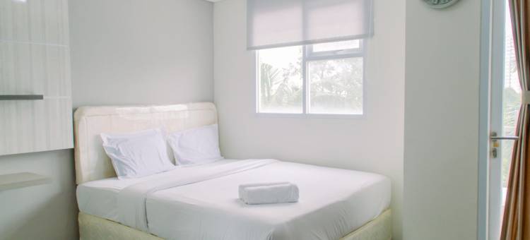 宾塔罗图标公寓舒适而温馨的工作室房间(Comfortable and Cozy Studio Room at Bintaro Icon Apartment)图片