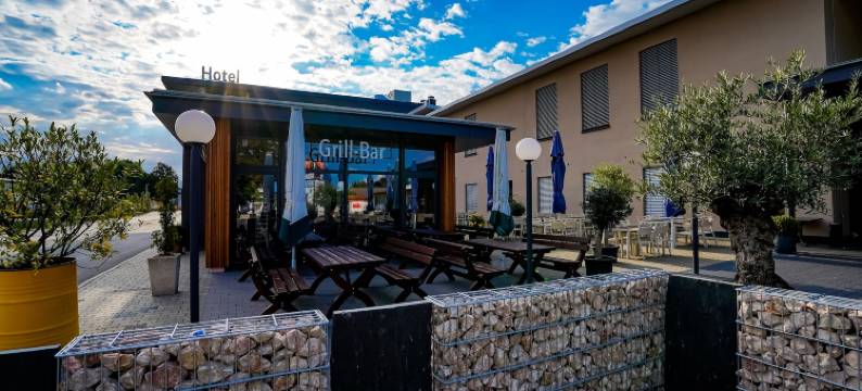 维克多罗莎酒店(Hotel Viktorosa)图片