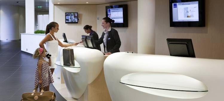 马赛老港诺富特酒店(Novotel Marseille Vieux-Port)图片