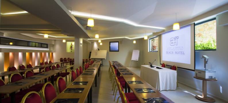 亚特兰蒂斯海滩酒店(Atlantis Beach Hotel)图片