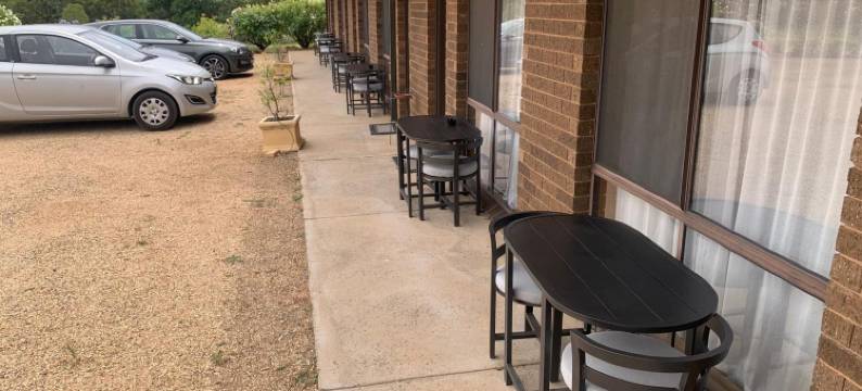 纳兰德拉纽厄尔汽车旅馆(Newell Motor Inn Narrandera)图片