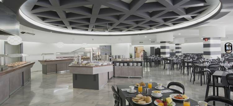 爱尔波多皮埃尔假日酒店(Hotel El Puerto by Pierre Vacances)图片