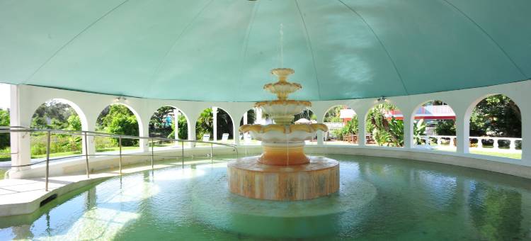 迈尔斯堡斯普林斯戴斯度假酒店(Days Inn by Wyndham Fort Myers Springs Resort)图片