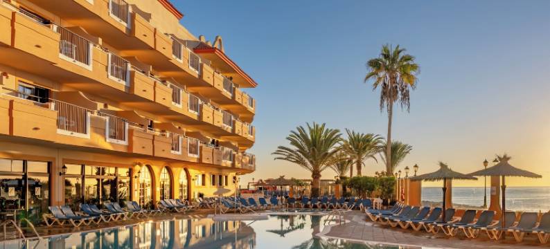 厄尔巴卡斯蒂略圣乔治&安提瓜套房酒店(Elba Castillo San Jorge & Antigua Suite Hotel)图片