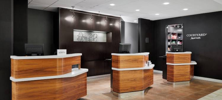 密尔沃基市中心万怡酒店(Courtyard Milwaukee Downtown)图片