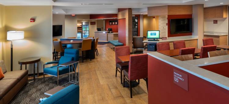 TownePlace套房酒店-橡树溪密尔沃基(TownePlace Suites Milwaukee Oak Creek)图片