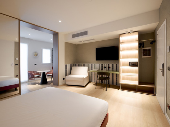 乌格丽雅瓦雷泽1946酒店