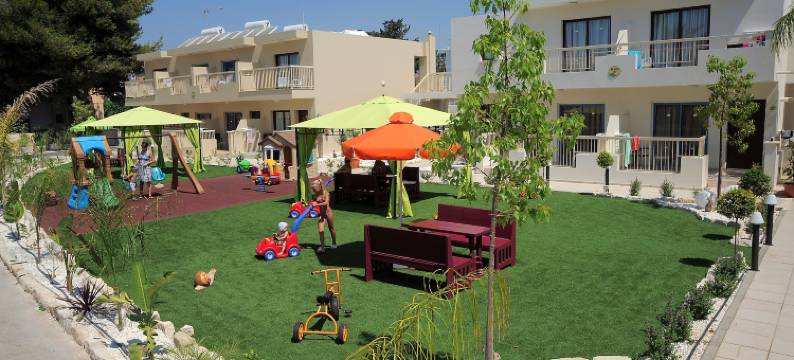 内利亚花园酒店(Nelia Gardens)图片