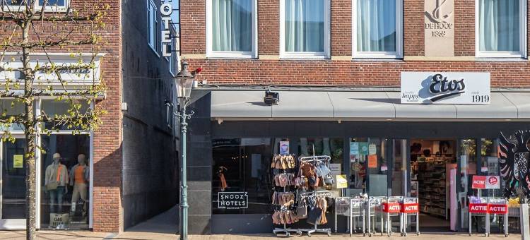Snoozz酒店(Snoozz Hotels Bolsward Boutique Hotel Zonder Receptie Met Digitale Sleutel)图片