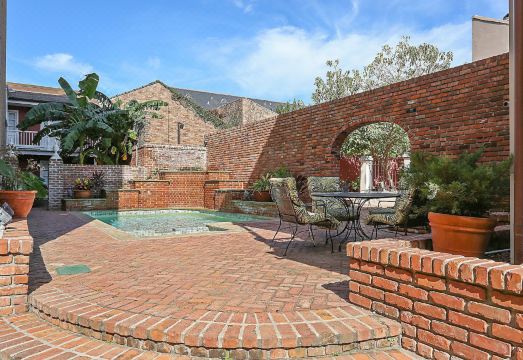 Grenoble House Hotel Overview