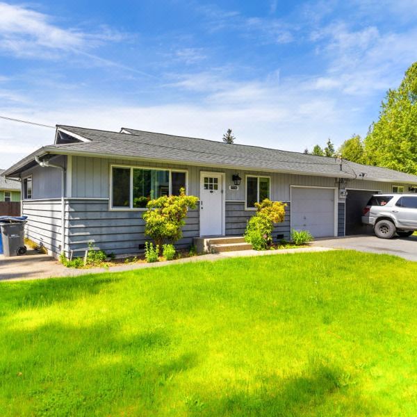 林伍德阿什韦舒适联排别墅(Comfortable Townhouse in Ash Way Lynnwood)图片