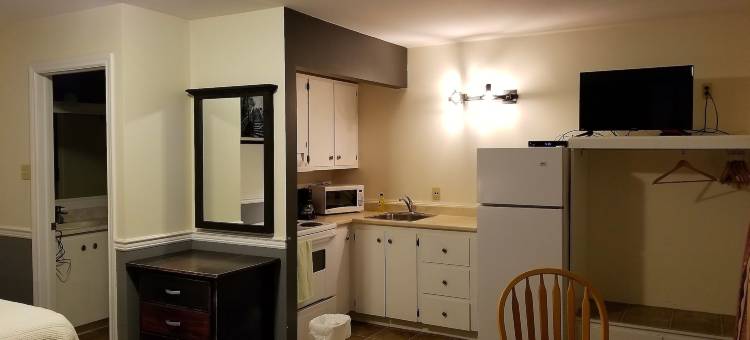 银林套房酒店(Silverwood Inn & Suites)图片