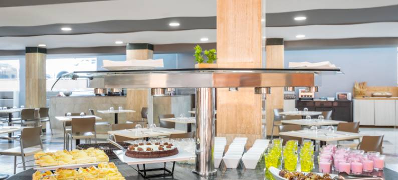 奥特尔菲尼克斯家庭旅馆(Alegria Fenix Family)图片