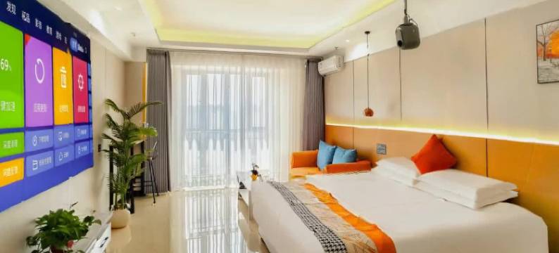 澜奢观影民宿(石家庄长安万达店)图片