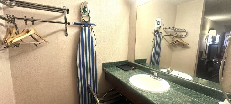 OYO酒店东梅肯I-75(OYO Hotel East Macon I-75)图片