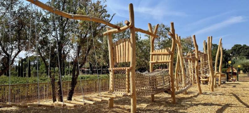 圣卢克斯城堡酒店(Château Saint Roux le Luc-Le Cannet des Maures)图片