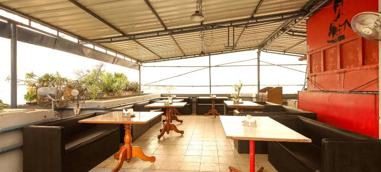 FabHotel Santhi Inn图片