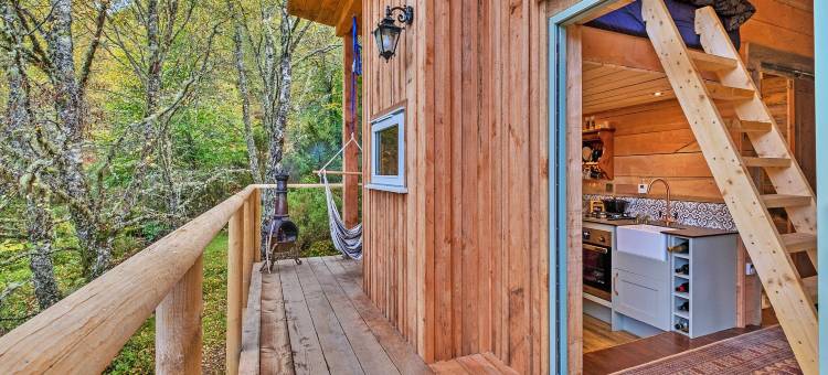 Chalet in Highlands near Loch Ness图片