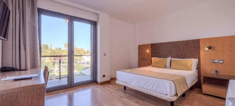 阿罗市ITC酒店(Hotel ITC Ciudad de Haro)图片