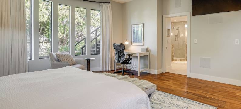 半月湾的海洋边：豪华家庭住宅(Steps to Ocean: Luxe Family Home in Half Moon Bay!)图片