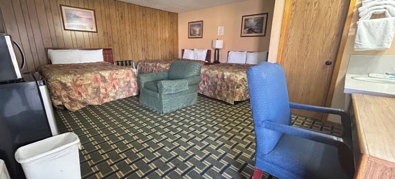 大12汽车旅馆布罗肯博内(Big 12 Motel Broken Bow NE)图片