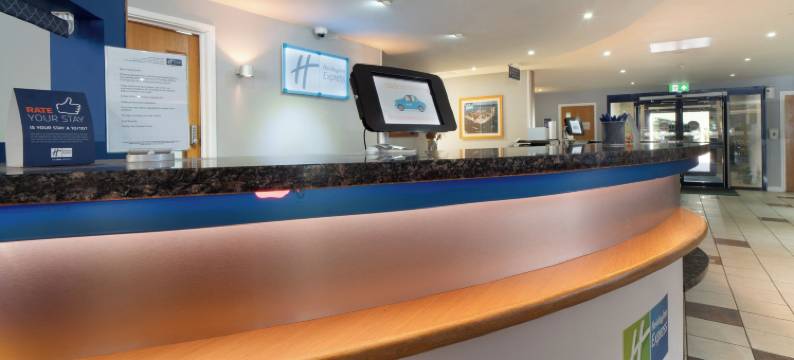 浦耳智选假日酒店(Holiday Inn Express POOLE by IHG)图片