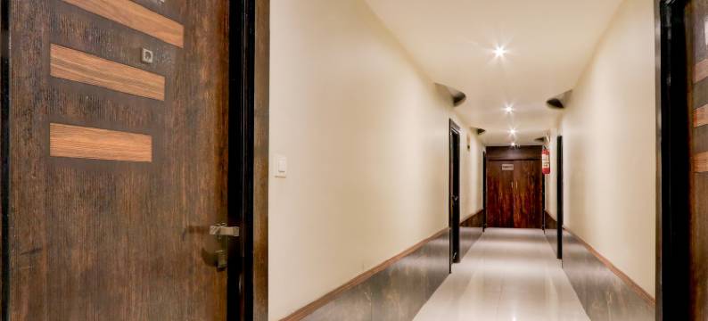 联排房屋 692 内拉摄政酒店(Townhouse Oak Madhapur Nera Regency)图片