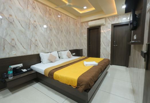 Hotel Hari Palace Hotel Overview