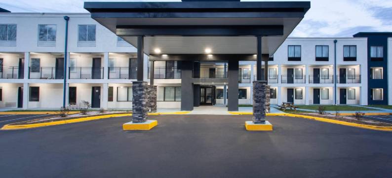 夏洛特大学温德姆呗盟酒店(Baymont by Wyndham Charlotte University)图片