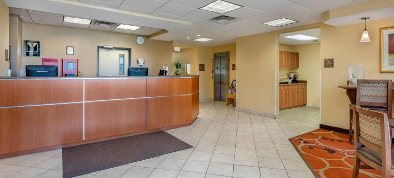 费尔格朗兹伊克诺套房酒店(Econo Lodge Inn & Suites Fairgrounds)图片