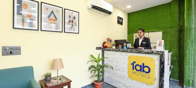 Fabhotel 亚什公寓(FabHotel Yash Residency - Yamuna Sports Complex)图片