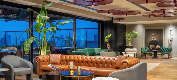 伊兹密尔波尔诺瓦丽笙红酒店(Radisson RED  Izmir Point Bornova)图片