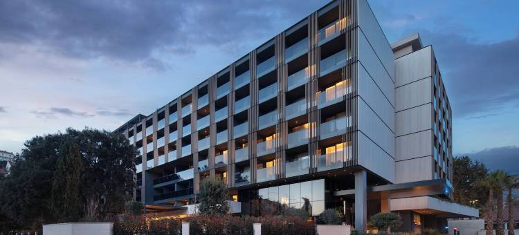 苏姆拉廷酒店(Hotel Sumratin)图片