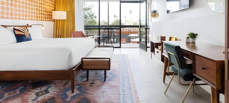 上城酒店(Rise Uptown Hotel)图片