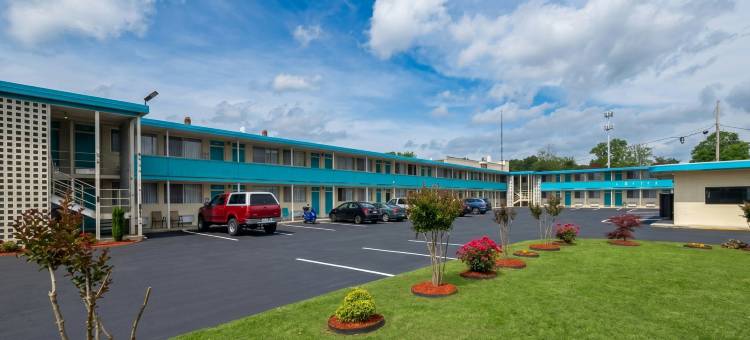 卡罗莱纳旅馆安德森克莱姆森地区(Carolina Inn Anderson Clemson Area)图片