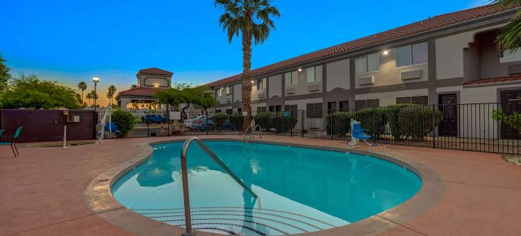 阿帕奇章克申6号汽车旅馆(Motel 6 Apache Junction, AZ)图片